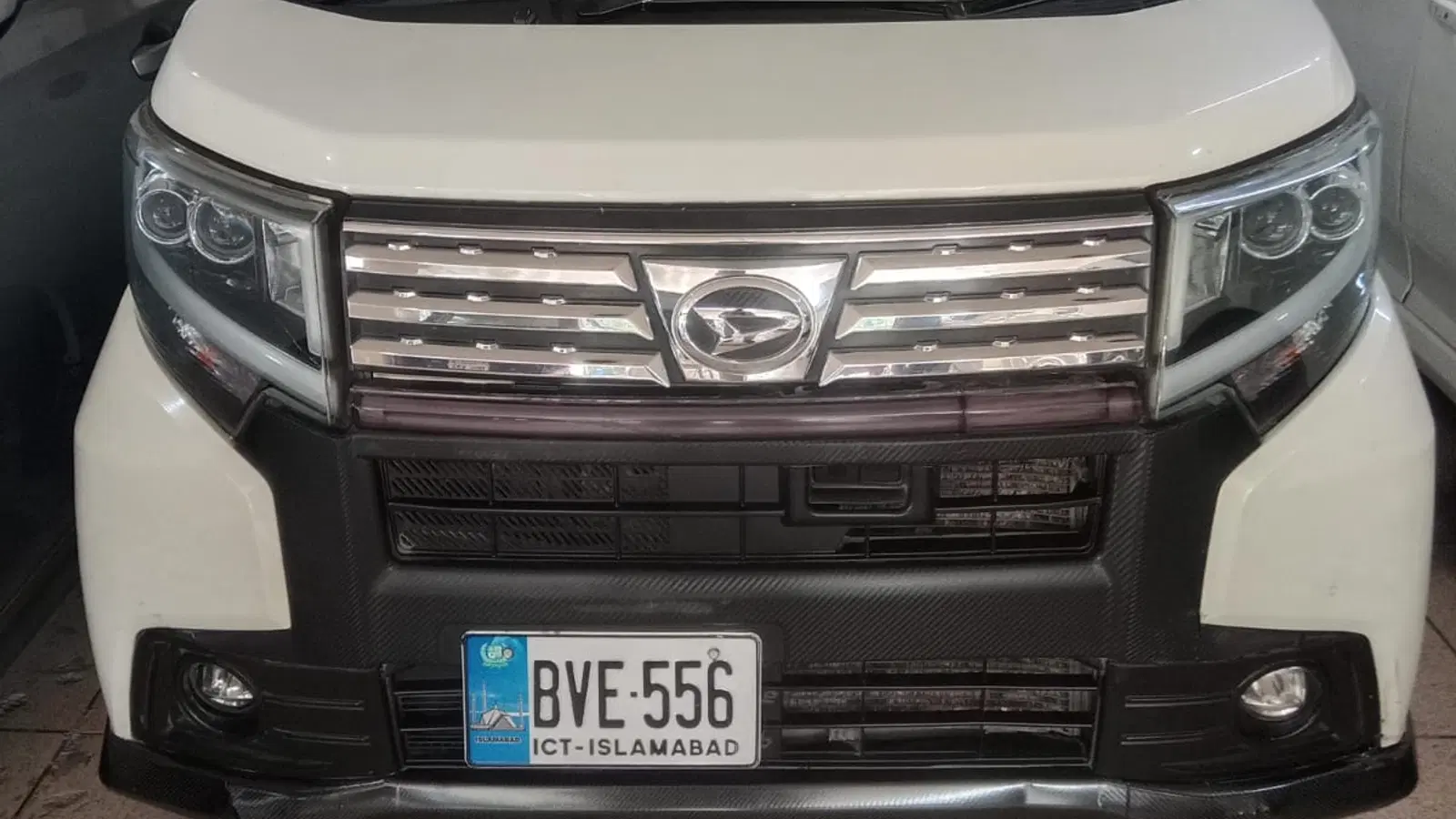 2015 Daihatsu Move - Image 1